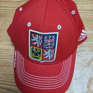 Czech Republic Adidas 2016 World Cup of Hockey hat (L/XL) Used